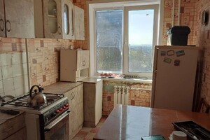 Продается трёхкомнатная квартира