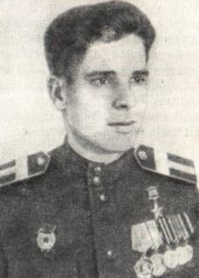 Андрушок Николай Васильевич | 10. 09. 1926 | Участник ВОВ, Гвардии старшина, Герой Советского Союза