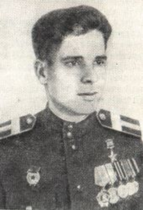Андрушок Николай Васильевич | 10. 09. 1926 | Участник ВОВ, Гвардии старшина, Герой Советского Союза