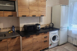 Продается трехкомнатная квартира в Левобережном районе