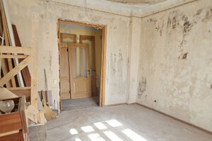 Продается двухкомнатная квартира в Приморском районе