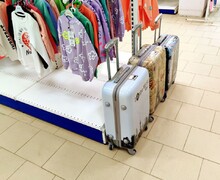 Магазин одежды и обуви ДЕТСКИЙ МИР на бул. Шевченко