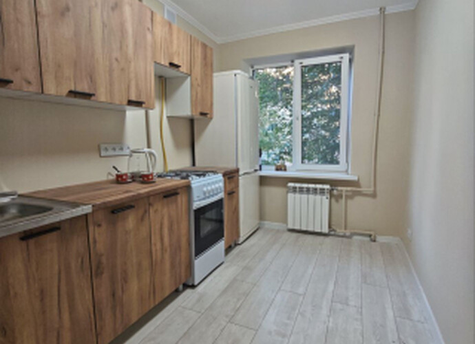 Продается 3х-комнатная квартира на 17 микрорайоне