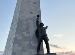 В Мариуполе к сентябрю откроют 55-метровый мемориал освободителям города  