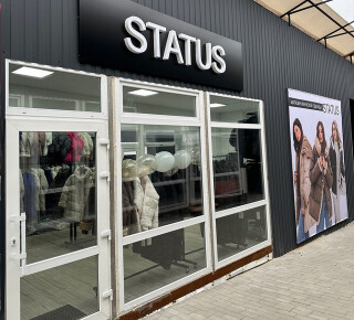 Магазин женской одежды STATUS-МАТРЁШКА на пр. Металлургов
