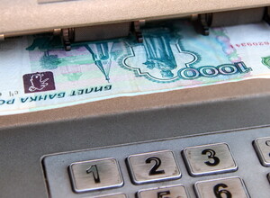 Лимит в расчетах в 100 тысяч рублей определяется  в рамках одного договора | СОВЕТЫ БИЗНЕСУ