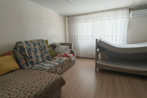 Продаётся уютная четырехкомнатная квартира - на комфортном втором этаже девятиэтажного дома.