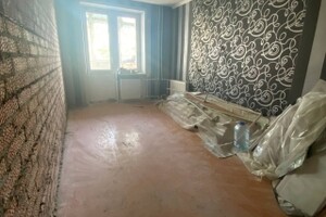 Продается трехкомнатная квартира