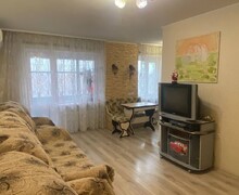 Продается трёхкомнатная квартира