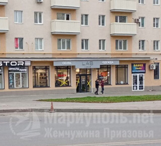 Магазин мужской одежды и обуви LAB men’s на пр. Ленина