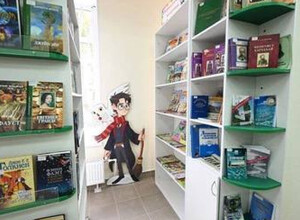 Детская библиотека, восстановленная в Мариуполе, вновь стала центром притяжения