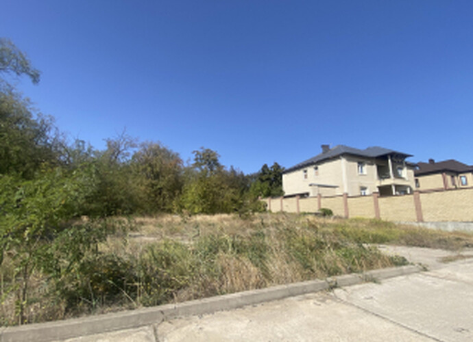 Продается два земельных участка в центре Приморского района