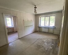 В продаже 2-х комнатная квартира, на площади левого берега!