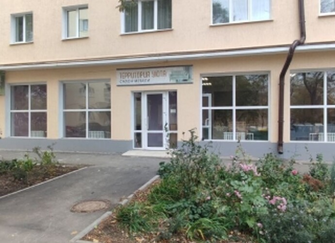 В продаже коммерческое торговое помещение на Азовстальской