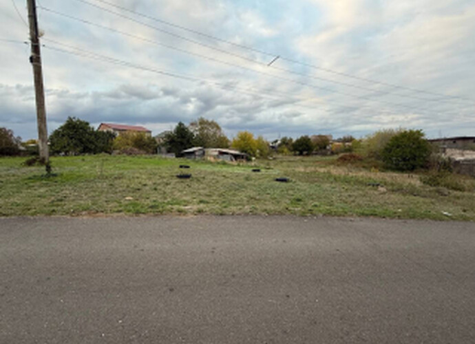 Продается участок в пгт. Сартана