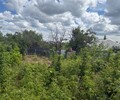 Продается участок в спальном районе Мариуполя рядом с морем