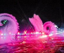 Более 300 выпускников школ приняли участие в празднике «Алые паруса» в Мариуполе