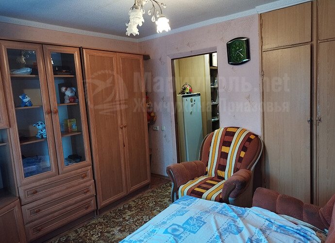 Продается 1-комнатная квартира гостинного типа в Ильичевском районе Мариуполя