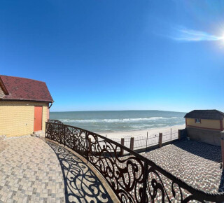 Предлагается к продаже готовый бизнес на побережье