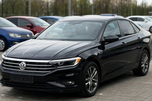 Volkswagen Jetta, 2020