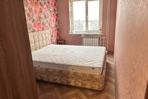 Продается трехкомнатная квартира в Центральном районе