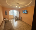 Продажа 2-комнатной квартиры на 5 этаже 9-этажного дома, 44.8 м², дизайнерский ремонт — рядом парк Гурова и зоопарк