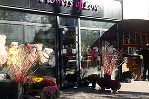 Магазин цветов FLOWERS OF LOVE на пр. Строителей