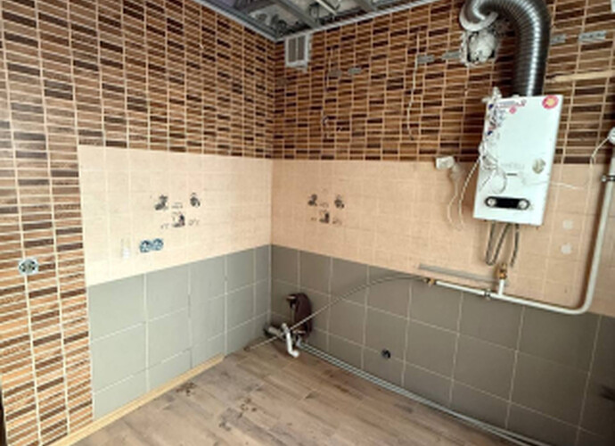 Продается однокомнатная квартира в Центральном районе по пр-ту Нахимова