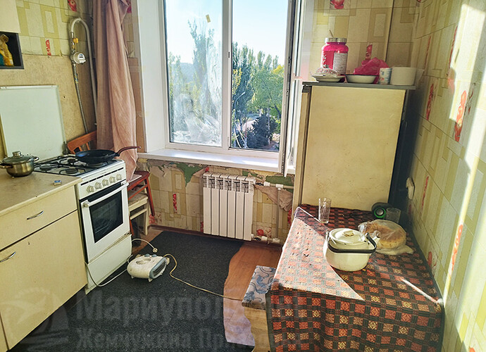 Продаем  1-комнатную квартиру в г.Мариуполе, Приморский район, все рядом