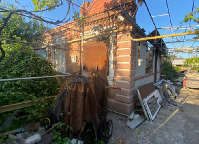 Продается участок с разрушенным домом