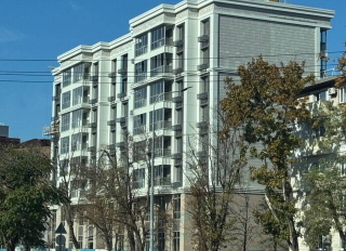 Продается двухкомнатная квартира в Центральном районе