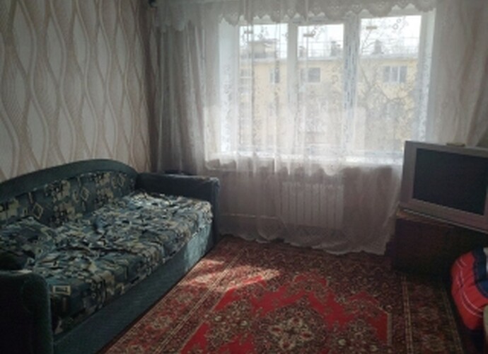 Продам 1к кв Ильичевский район дк Металлургов парк Гурова